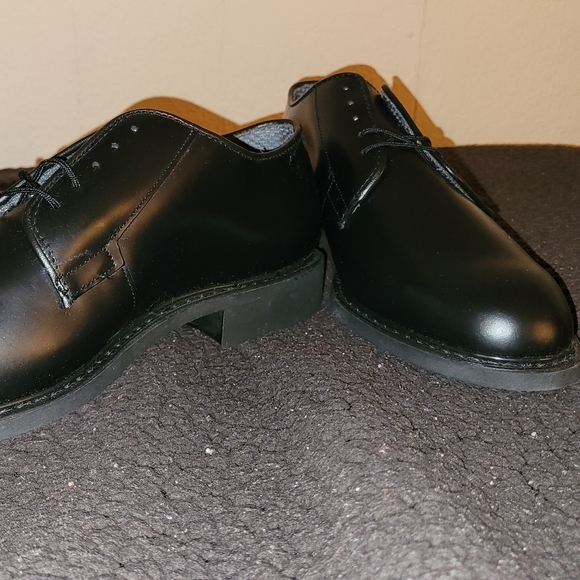 New Men\'s Leather Uniform Oxford shoes main image 5